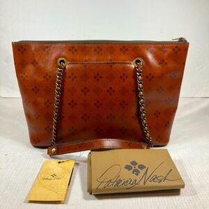 NWT Patricia Nash Genuine Leather Signature Print Belle Tote